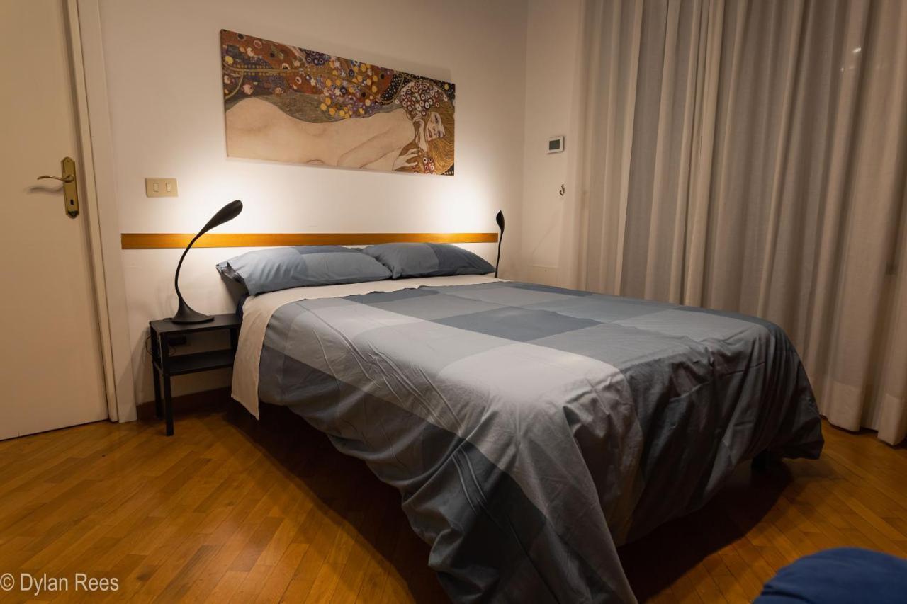 Bob'S Fleming House Villa Рим Екстериор снимка